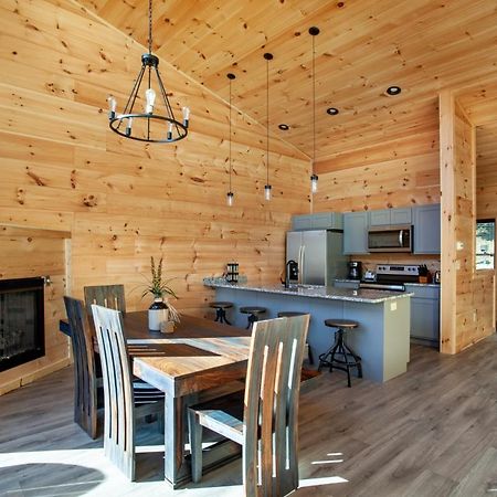 Brand New Build Cozy Cottage With Mountain View Gatlinburg Exterior photo