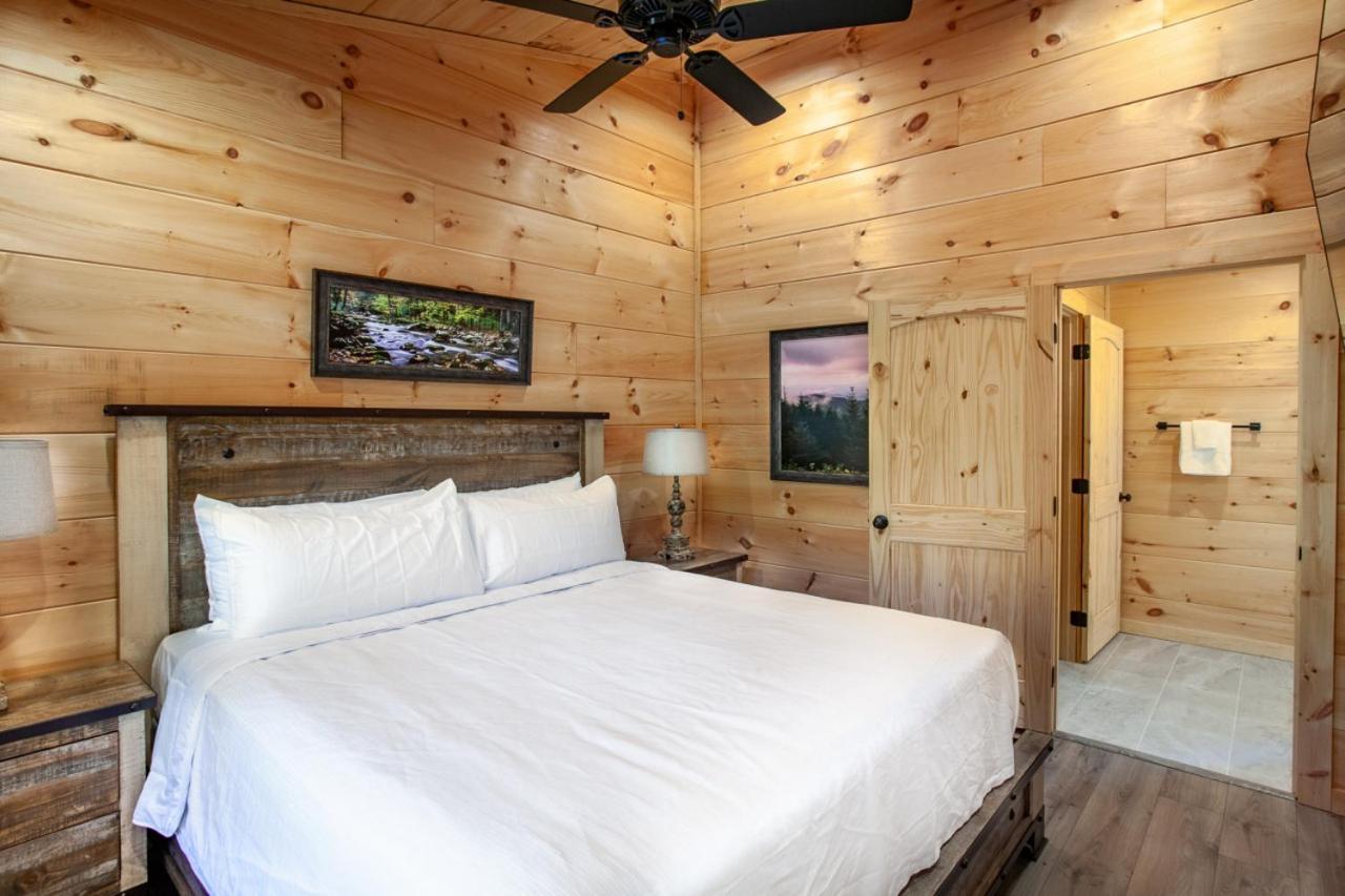 Brand New Build Cozy Cottage With Mountain View Gatlinburg Exterior photo