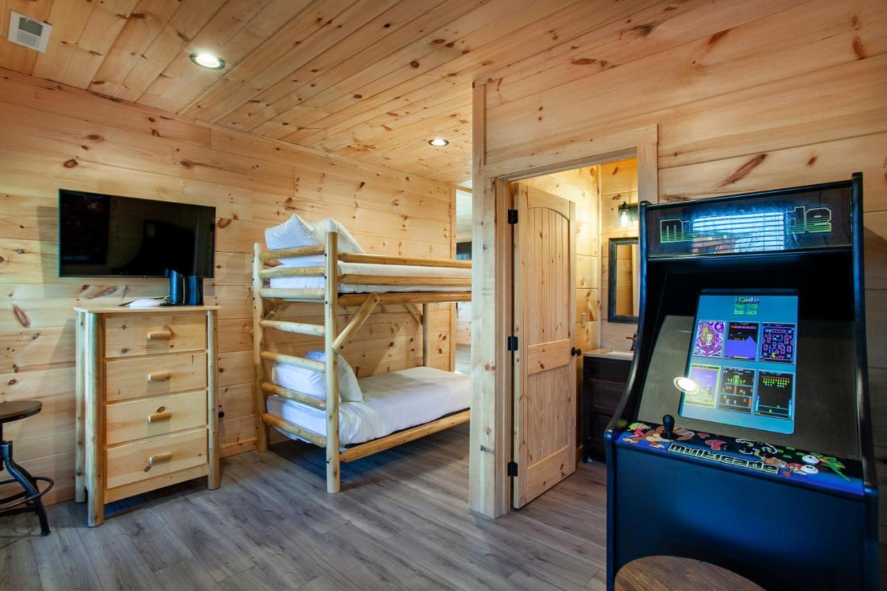 Brand New Build Cozy Cottage With Mountain View Gatlinburg Exterior photo