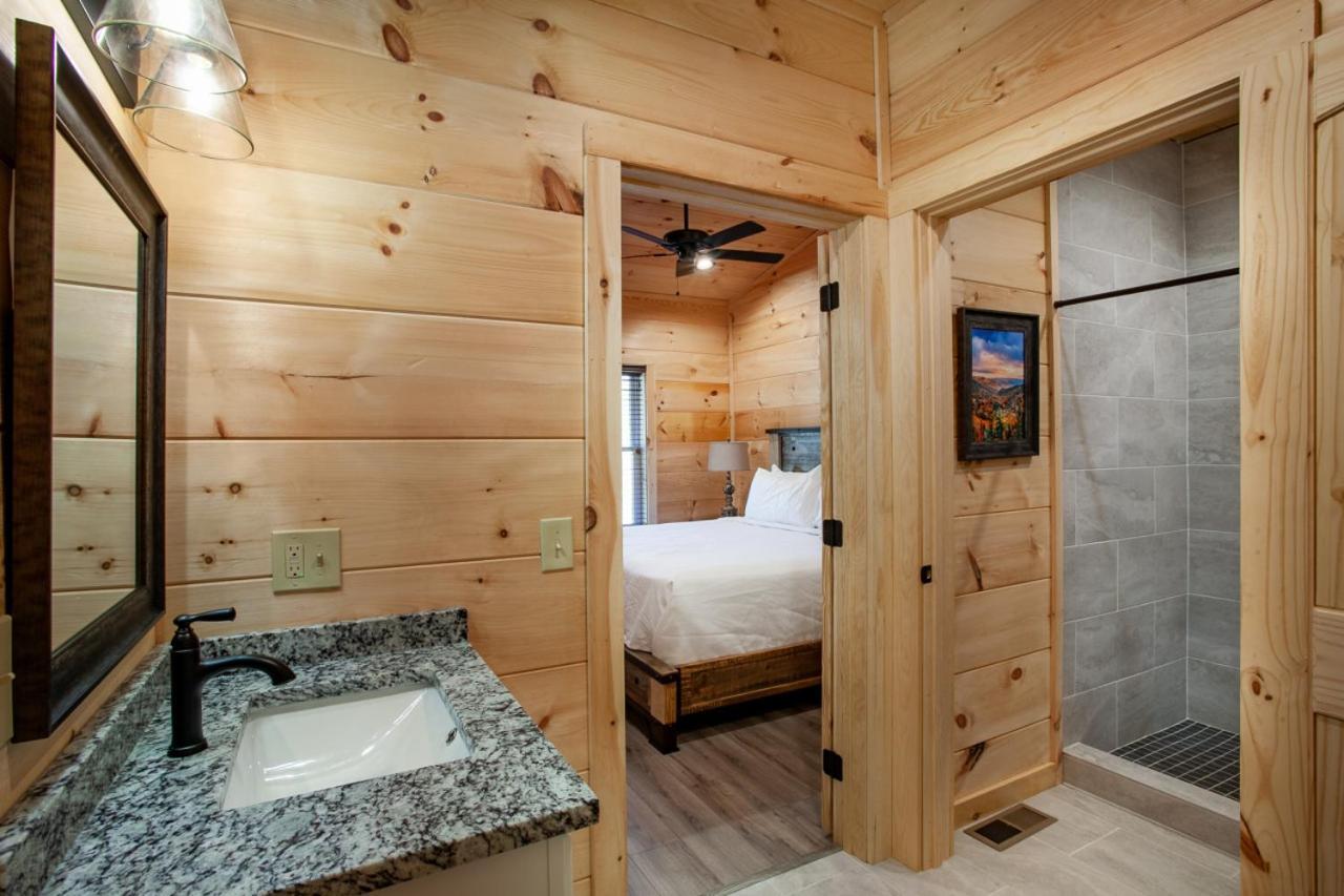 Brand New Build Cozy Cottage With Mountain View Gatlinburg Exterior photo